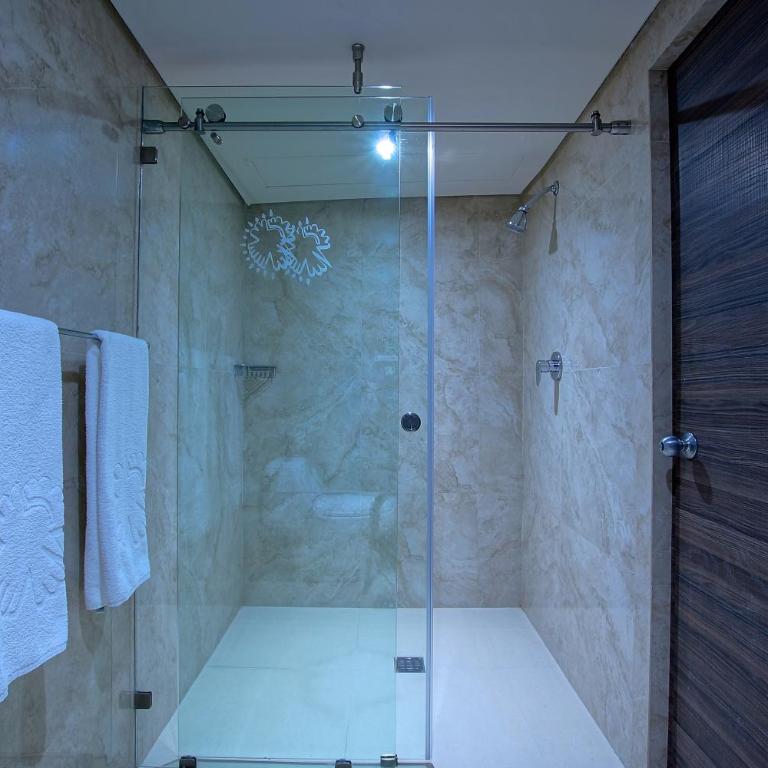 Econo Express Hotel by Nokte Inn - Suite Deluxe con cama extragrande - 10