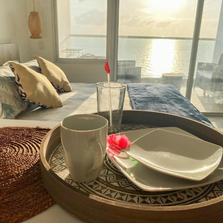 Aparta Suite en Cartagena vista al mar balcon privado Piscina - One-Bedroom Apartment with Sea View and Terrace - 3