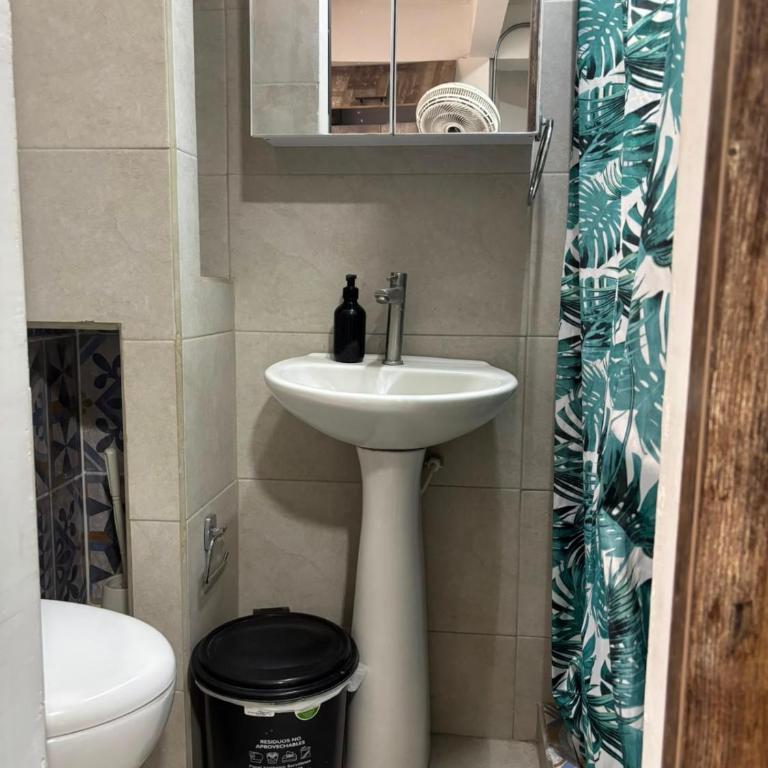 La Curva - Habitación Familiar con baño privado - 6