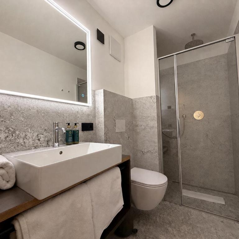 MENA Guesthouse - Apartment mit 2 Schlafzimmern und Bergblick - 5