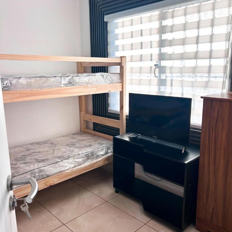  - Room #1714740501 - 6