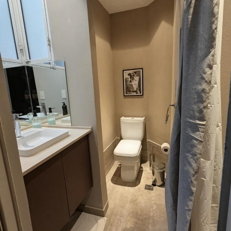  - Room #1714746101 - 23