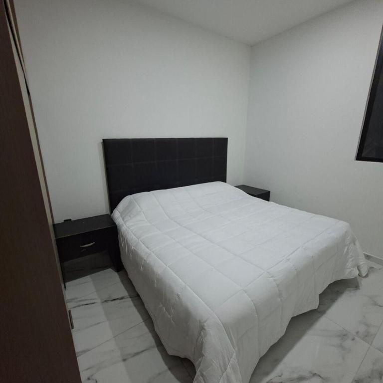  - Room #1714745901 - 35