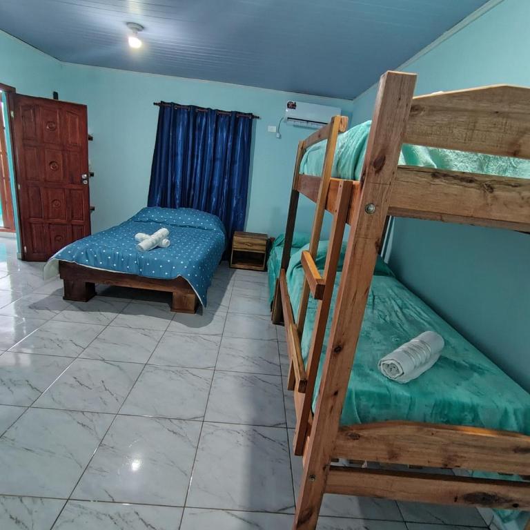  - Room #1714725801 - 3