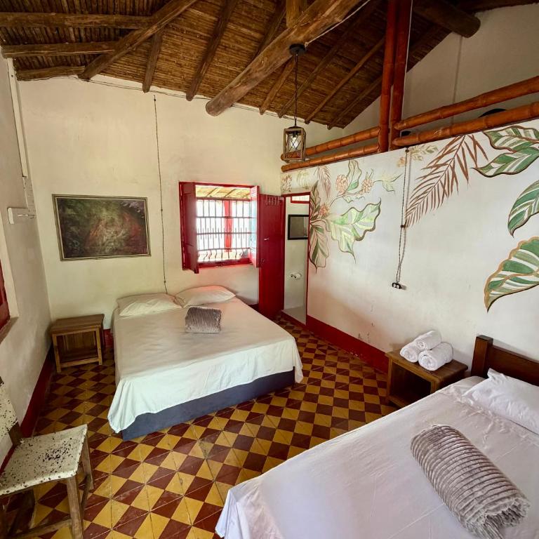 Hacienda Santa Isabel - Habitación Triple con vistas a la montaña - 2