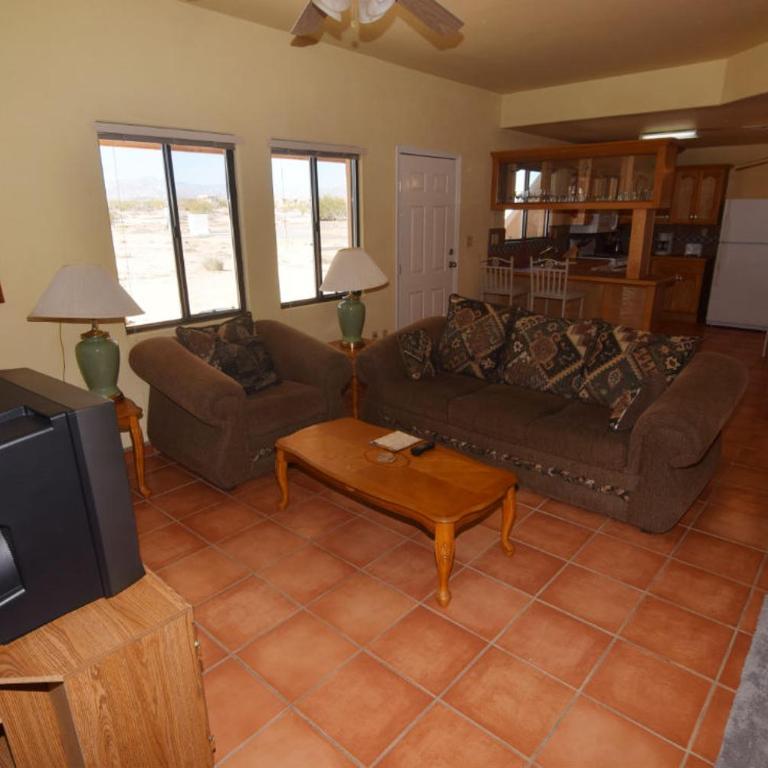  - Room #1714751401 - 6