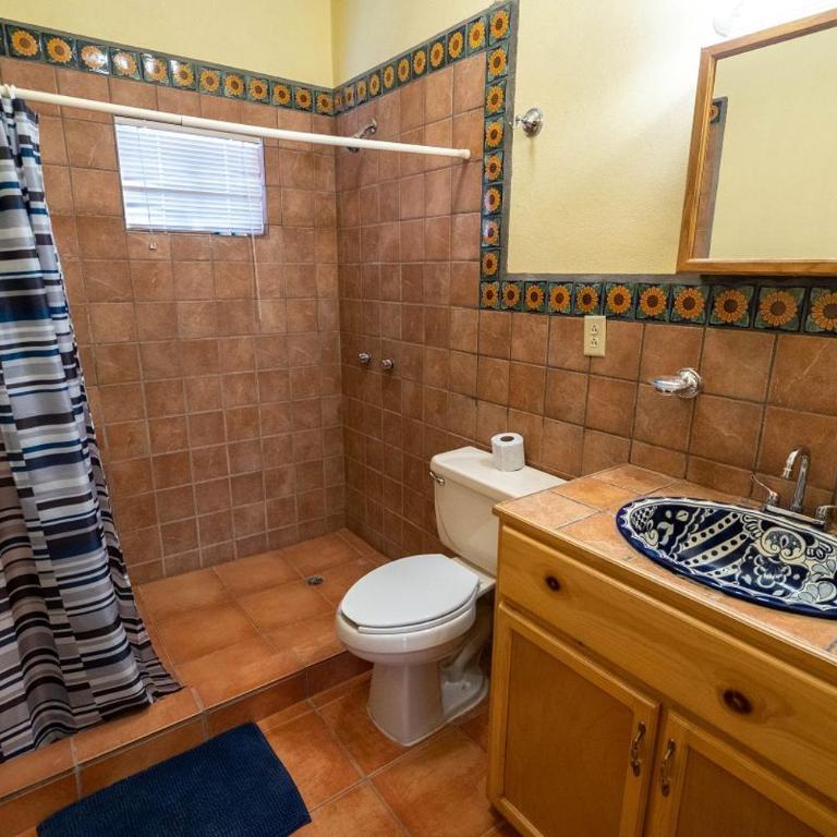  - Room #1714751401 - 12