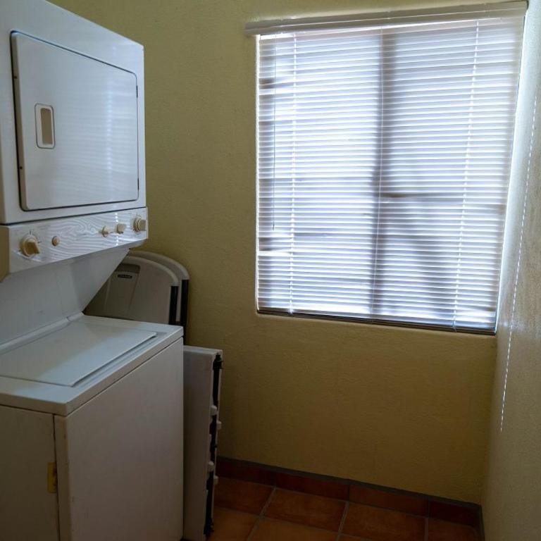  - Room #1714751401 - 29