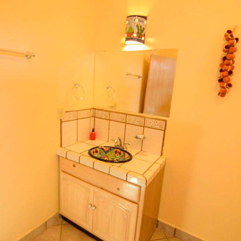  - Room #1714751401 - 65