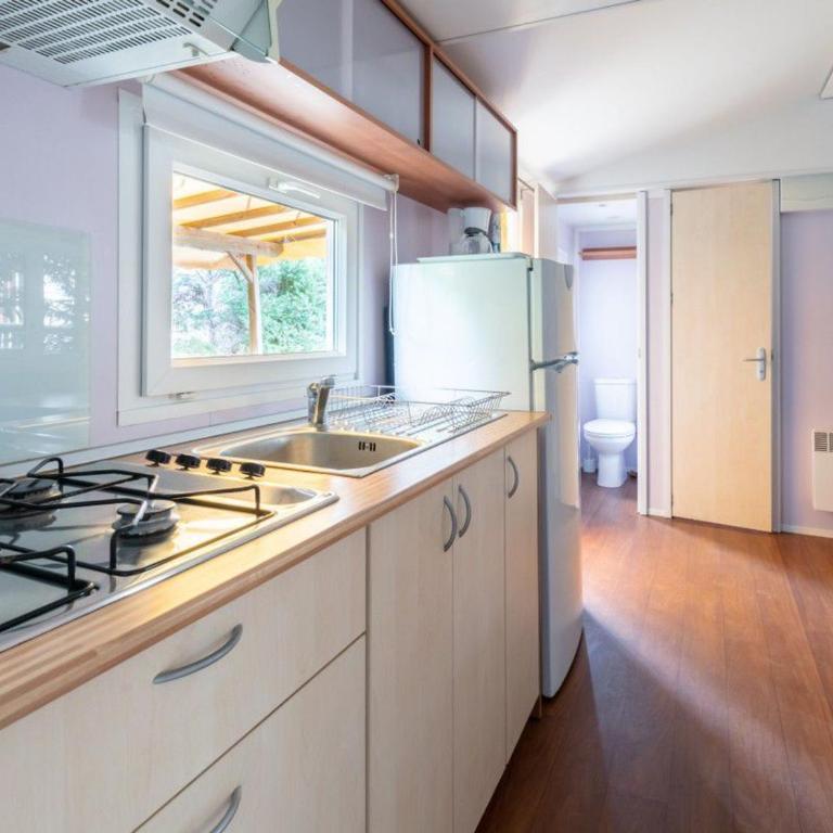 Mobil-home avec Terrasse à Bormes-les-Mimosas - API-1-52-190 - Mobile Home - 23