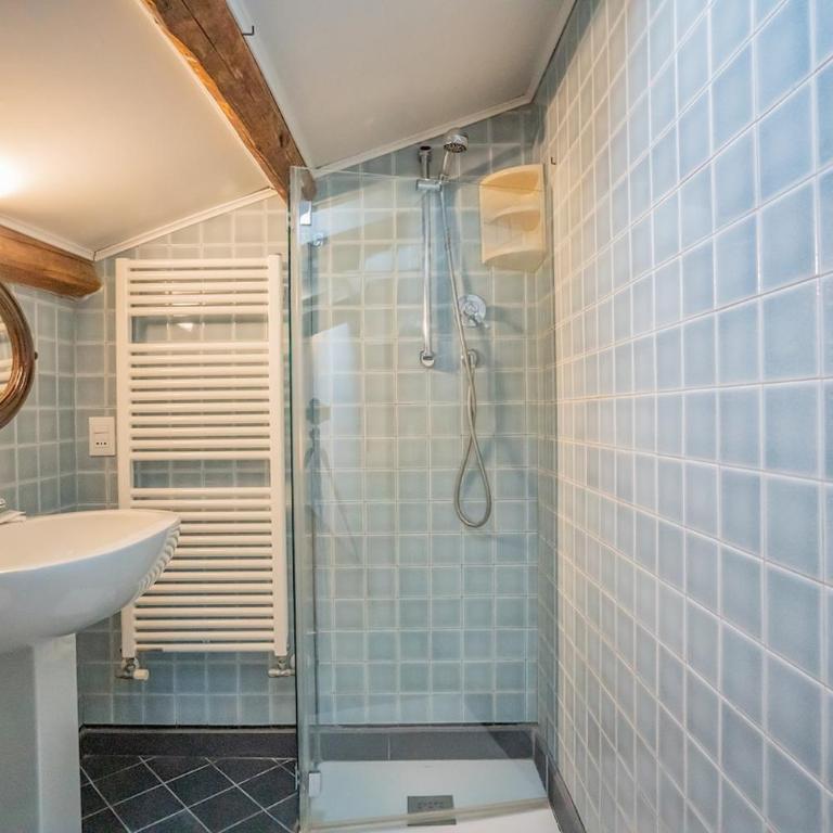  - Room #1714770201 - 3