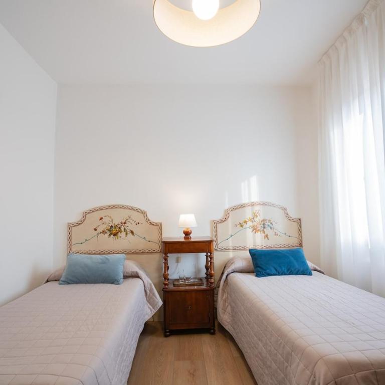  - Room #1714770201 - 16