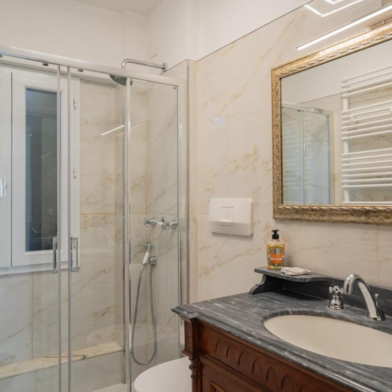 - Room #1714770201 - 20