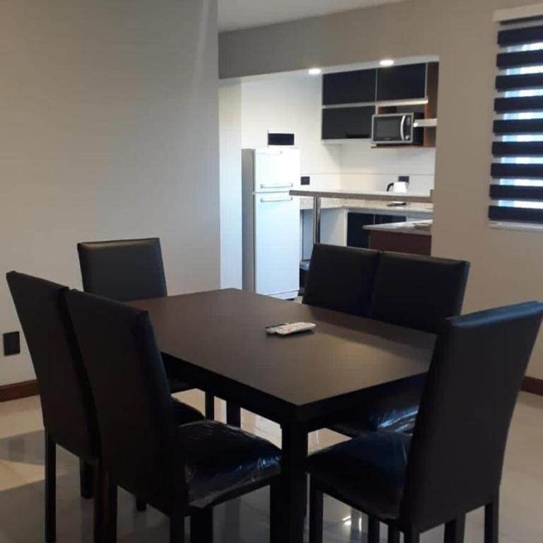 Departamento a pasos de la peatonal sarmiento - Apartamento de 1 dormitorio - 1