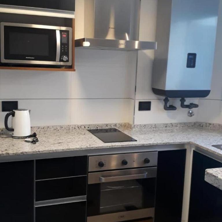 Departamento a pasos de la peatonal sarmiento - Apartamento de 1 dormitorio - 2