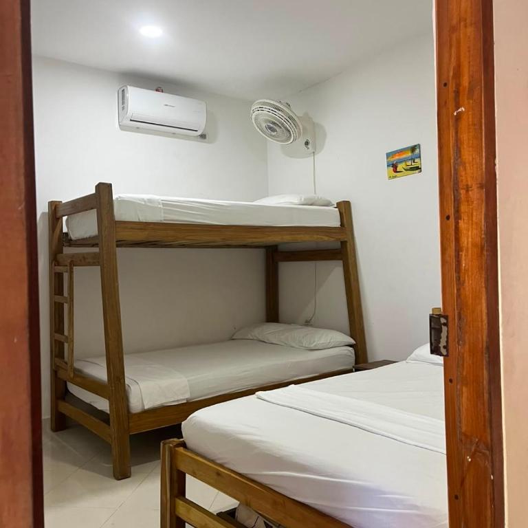 Hospedaje Dónde Lucho - Habitación Familiar - 10