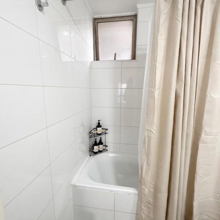  - Room #1714774901 - 6