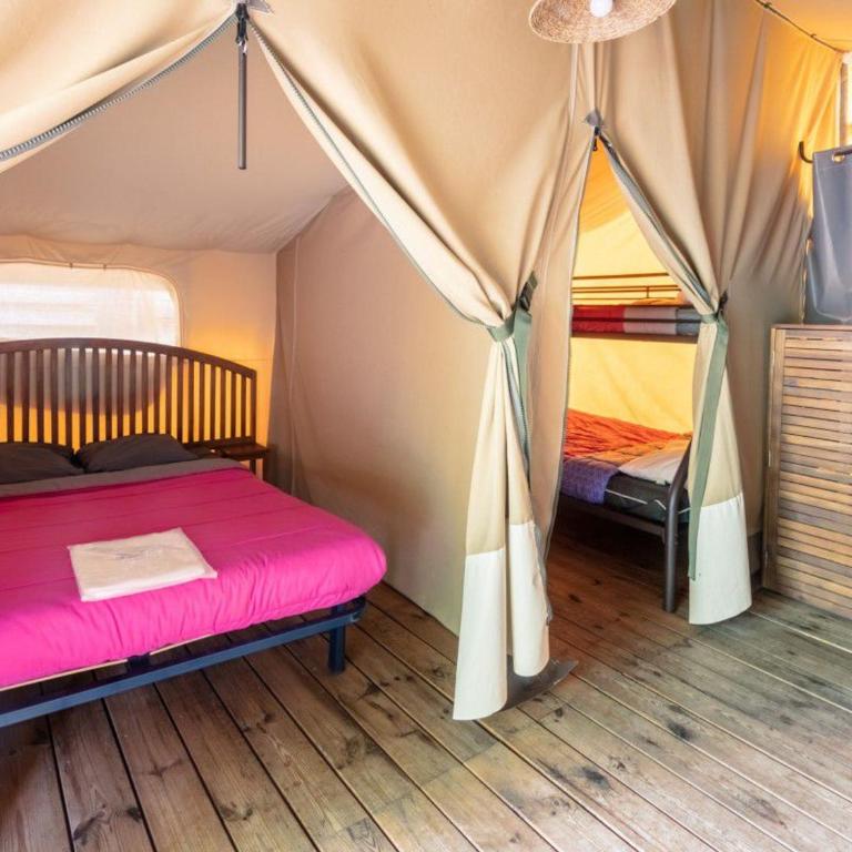 Tente 25m² pour 5 pers. à Bormes-les-Mimosas - API-1-52-1513 - Maison de Vacances - 24