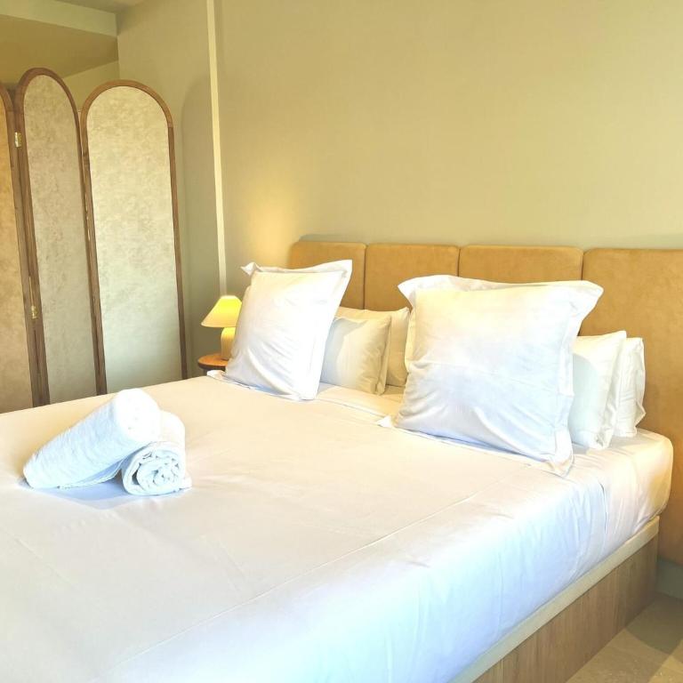  - Room #1714735401 - 11