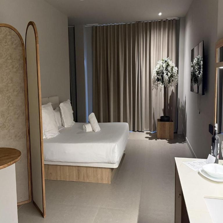  - Room #1714730501 - 22