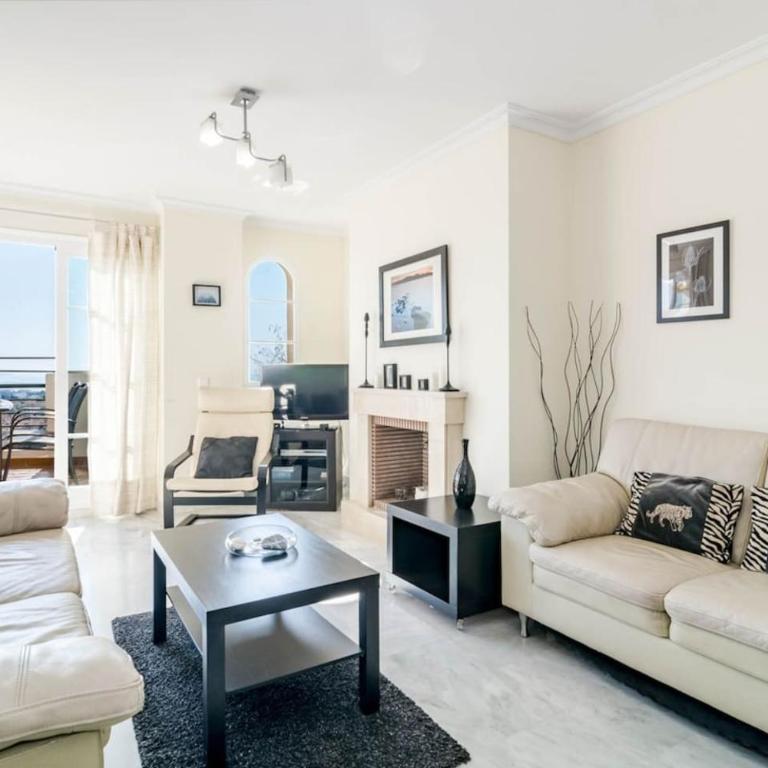 Saa- Comfortable Apartment Near Puerto Banus - Apartment mit 2 Schlafzimmern mit Balkon und Terrasse - 1