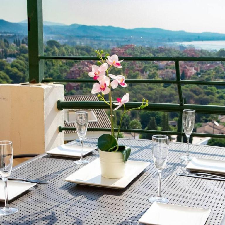 Saa- Comfortable Apartment Near Puerto Banus - Apartment mit 2 Schlafzimmern mit Balkon und Terrasse - 11
