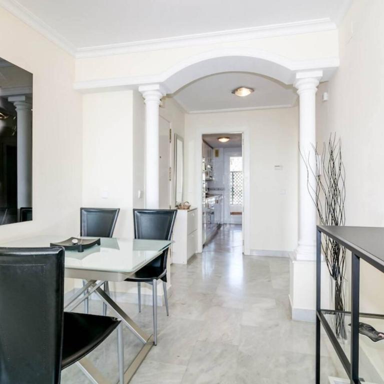 Saa- Comfortable Apartment Near Puerto Banus - Apartment mit 2 Schlafzimmern mit Balkon und Terrasse - 17