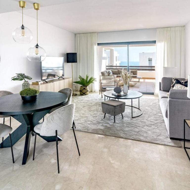 DJC- Modern 2 bedroom apartment close to beach - Apartamento de 2 dormitorios con balcón y terraza - 1