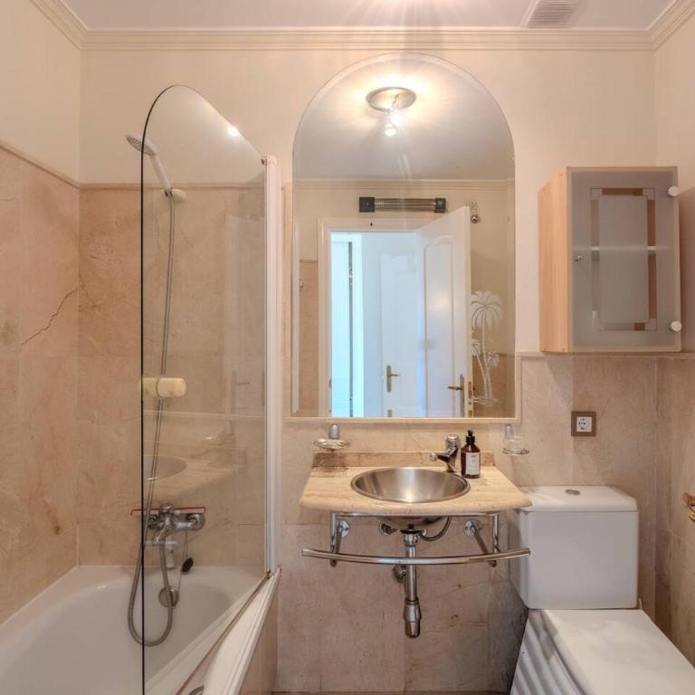 Adb352 - Penthouse Walk To Beach & Town - Apartamento de 3 dormitorios con vistas a las montañas - 15