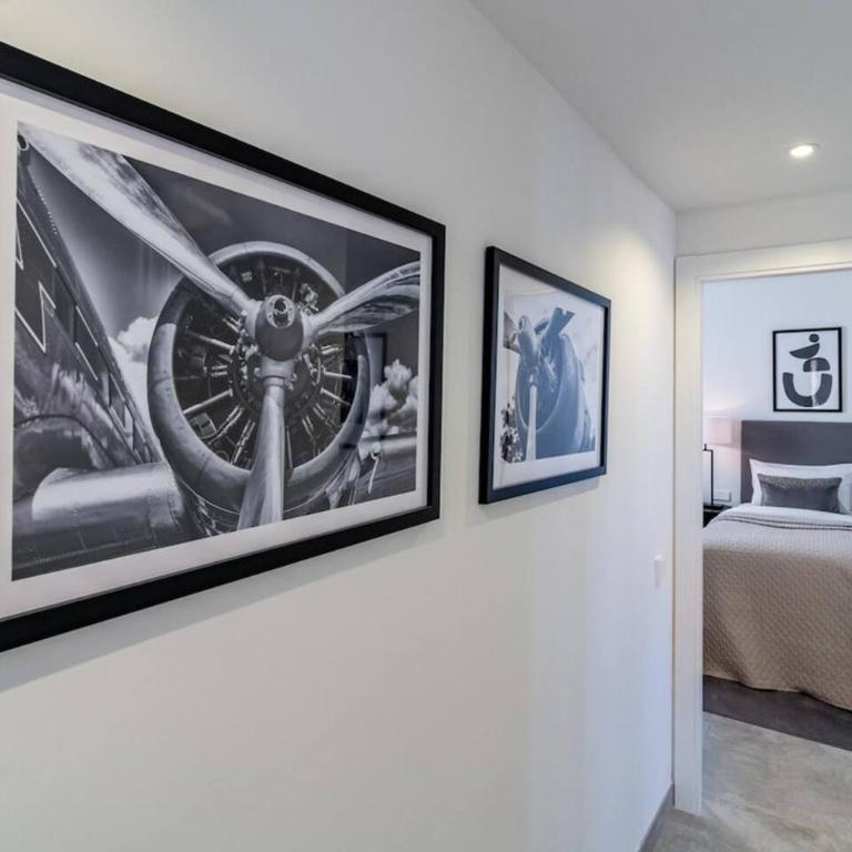 Inf36K - Luxury Apartment Perfect Location - Three-Bedroom Apartment with Balcony - 21