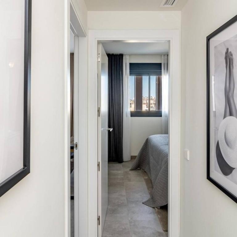 Inf36K - Luxury Apartment Perfect Location - Three-Bedroom Apartment with Balcony - 42