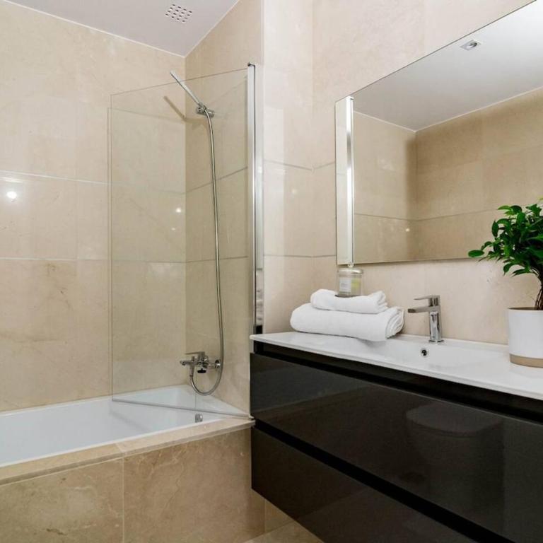 DJA- Modern 2 bedroom apartment close to beach - Apartamento - 19