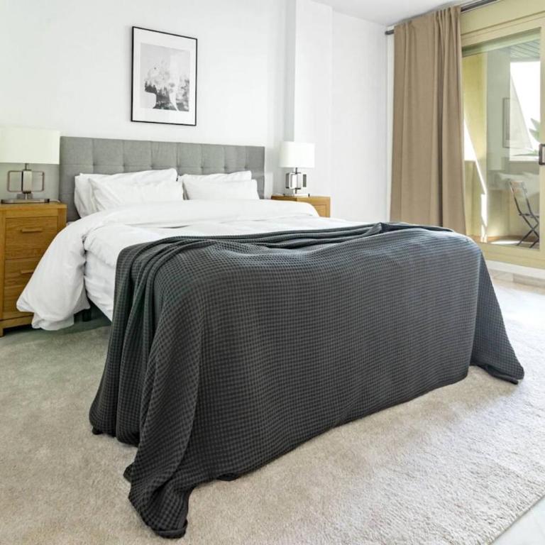 Fa - Well-Equipped Apartment In A Great Location - Apartamento de 2 dormitorios con balcón y terraza - 4