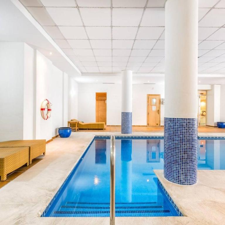 Fa - Well-Equipped Apartment In A Great Location - Apartamento de 2 dormitorios con balcón y terraza - 35