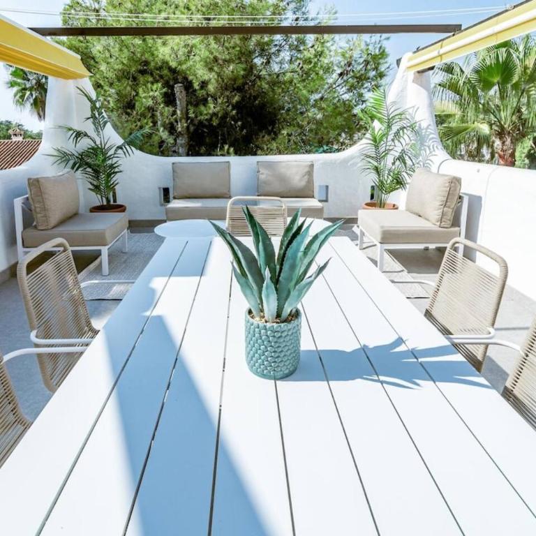 Ab3 - Spacious Holiday Home, Puerto Banus - Apartamento de 3 dormitorios con balcón - 31