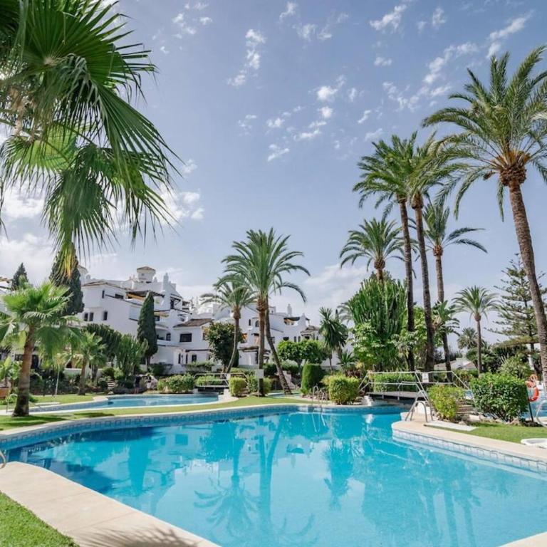 Ab3 - Spacious Holiday Home, Puerto Banus - Apartamento de 3 dormitorios con balcón - 49