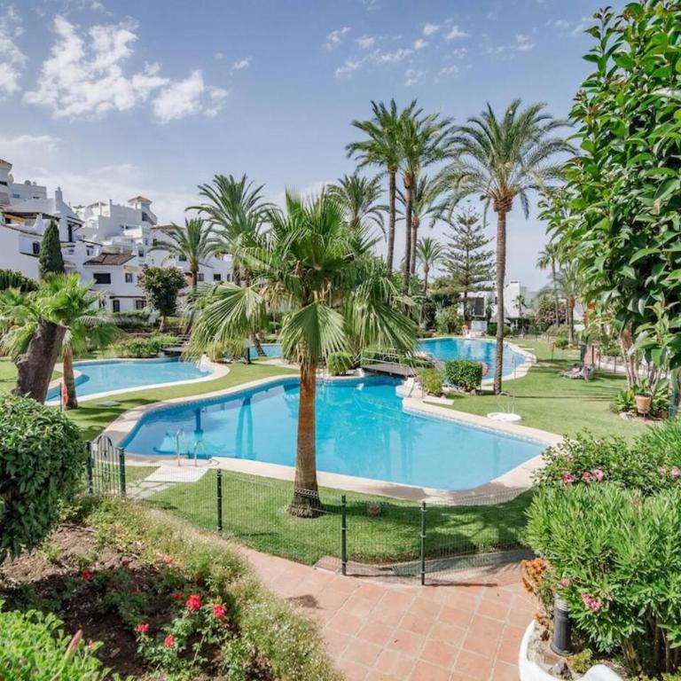 Ab3 - Spacious Holiday Home, Puerto Banus - Apartamento de 3 dormitorios con balcón - 51