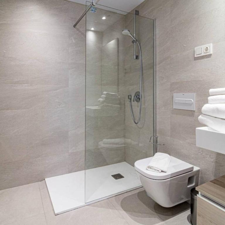 Lme144A Spacious & Luxury Family Home - Appartamento con 4 Camere da Letto e Balcone - 30