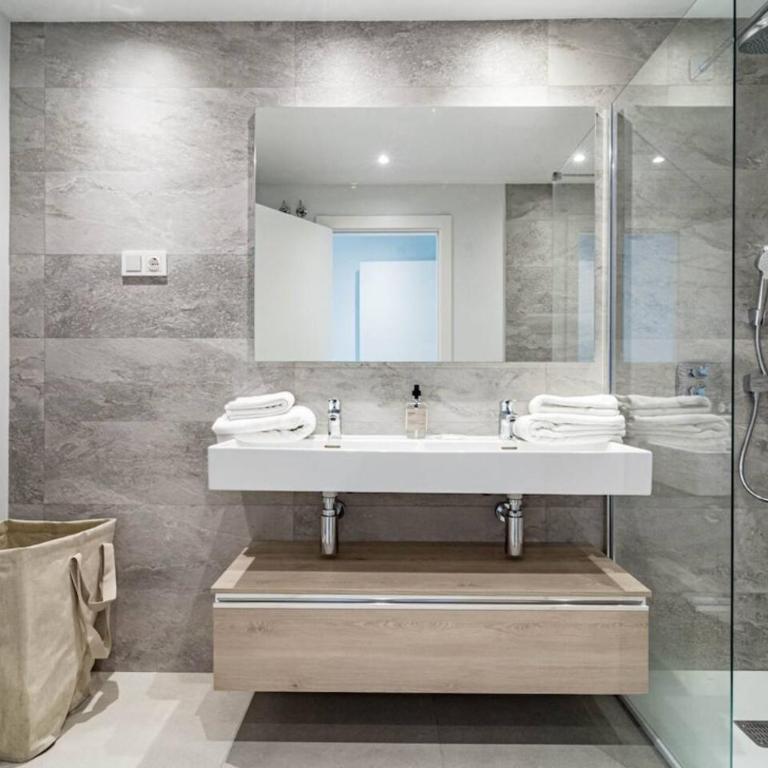 Lme144A Spacious & Luxury Family Home - Appartamento con 4 Camere da Letto e Balcone - 34