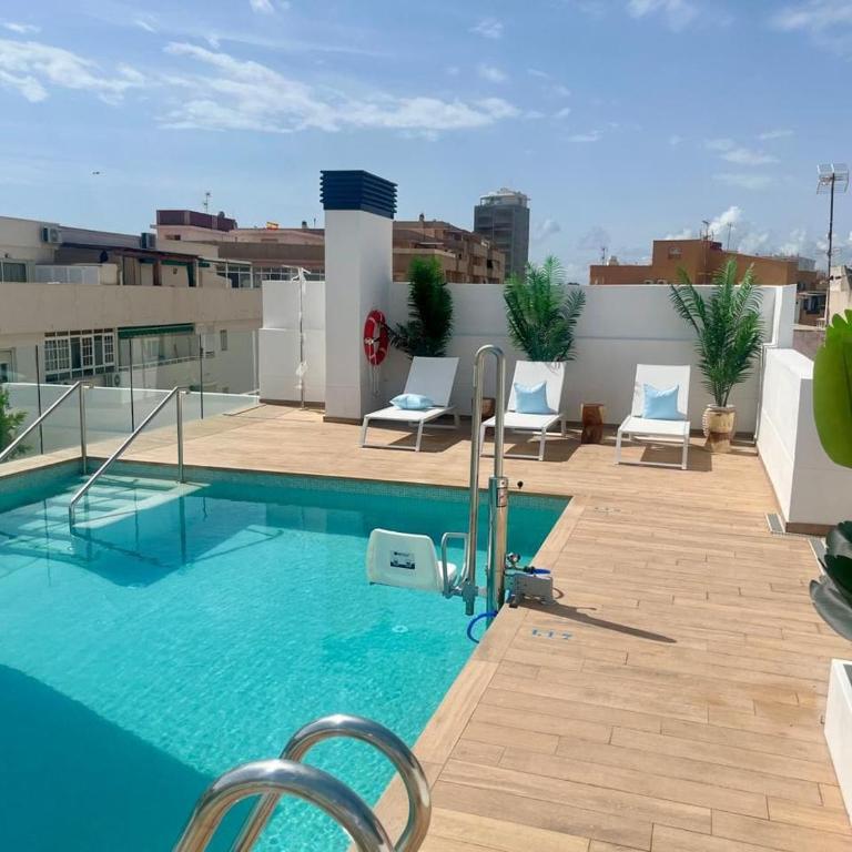 Le2C Luxury New Build Apartment Near The Beach - Apartamento de 2 dormitorios con balcón - 1
