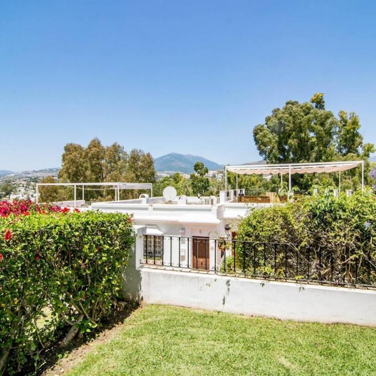 Ap165 - Aloha Pueblo, Marbella By Roomservices - Appartamento con 2 Camere da Letto, Balcone e Terrazza - 21