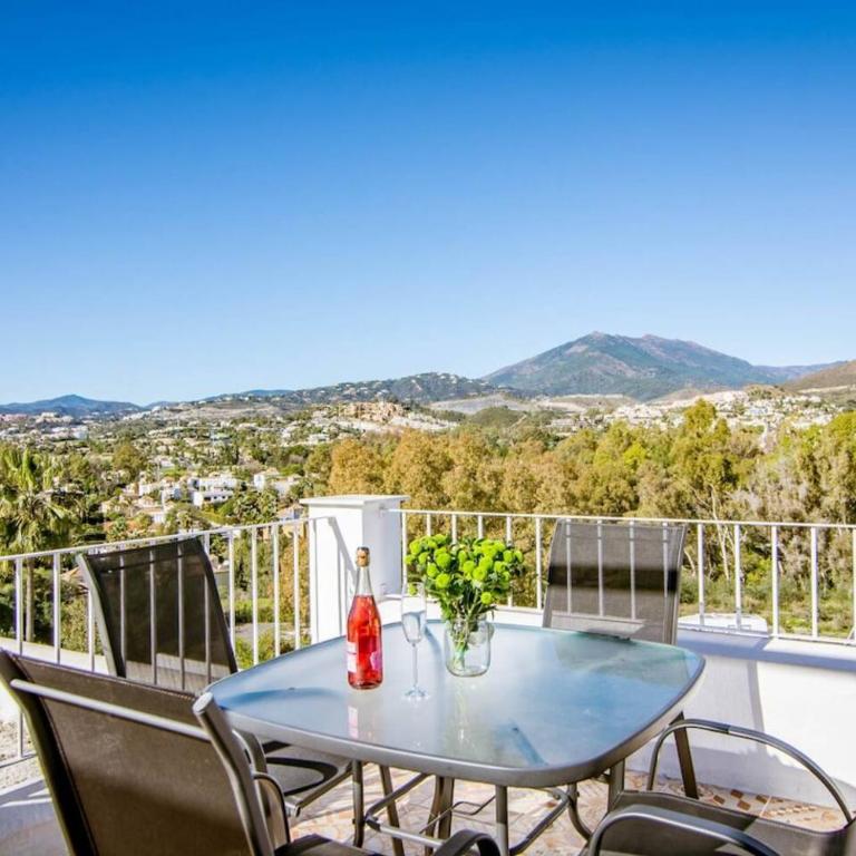 Ap165 - Aloha Pueblo, Marbella By Roomservices - Appartamento con 2 Camere da Letto, Balcone e Terrazza - 29