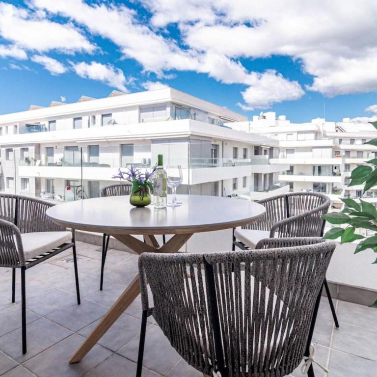 Jg35A- Perfect Holiday Home In Good Location - Apartamento de 2 dormitorios con balcón y terraza - 11