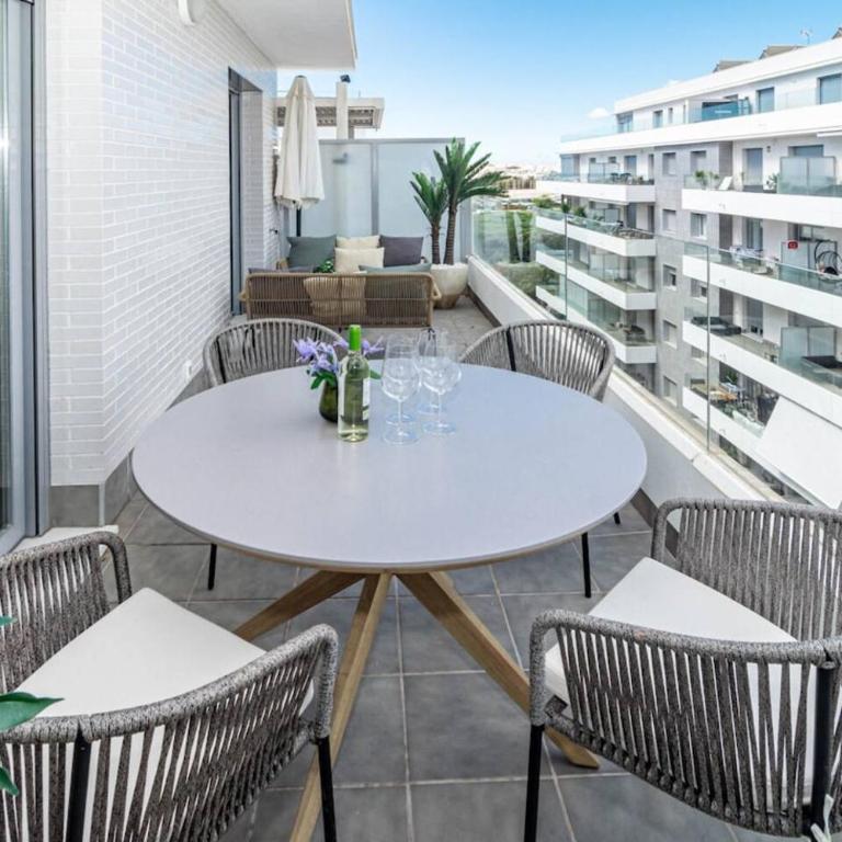 Jg35A- Perfect Holiday Home In Good Location - Apartamento de 2 dormitorios con balcón y terraza - 15