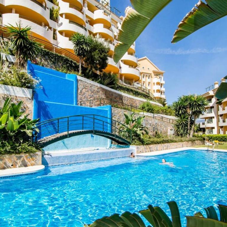 Sat2 - Modern 2 Bedroom Apartment With Ocean View - Two-Bedroom Apartment with Balcony and Terrace - 33