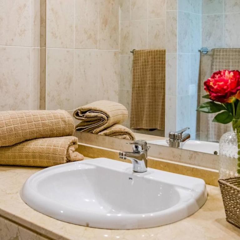 Gh-Modern 2 Bed Apartment With Pool In Estepona - Apartamento de 2 dormitorios con terraza - 13