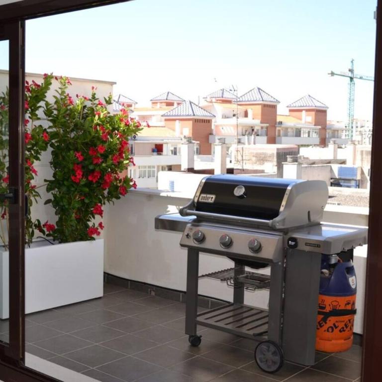 Rsh14A - Penthouse With Terrace And Hot Tub - Three-Bedroom Apartment with Balcony - 6