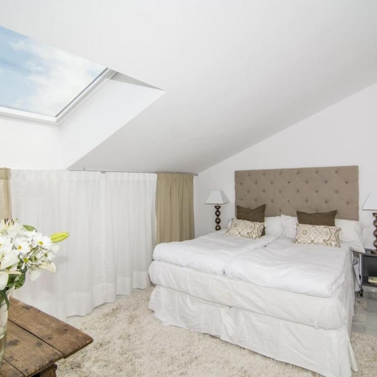Eld1-Stunning 2 Bedroom Penthouse In Puerto Banus - Apartamento de 2 dormitorios con terraza - 5