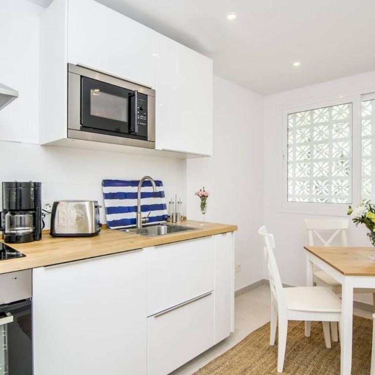 Eld1-Stunning 2 Bedroom Penthouse In Puerto Banus - Apartamento de 2 dormitorios con terraza - 14