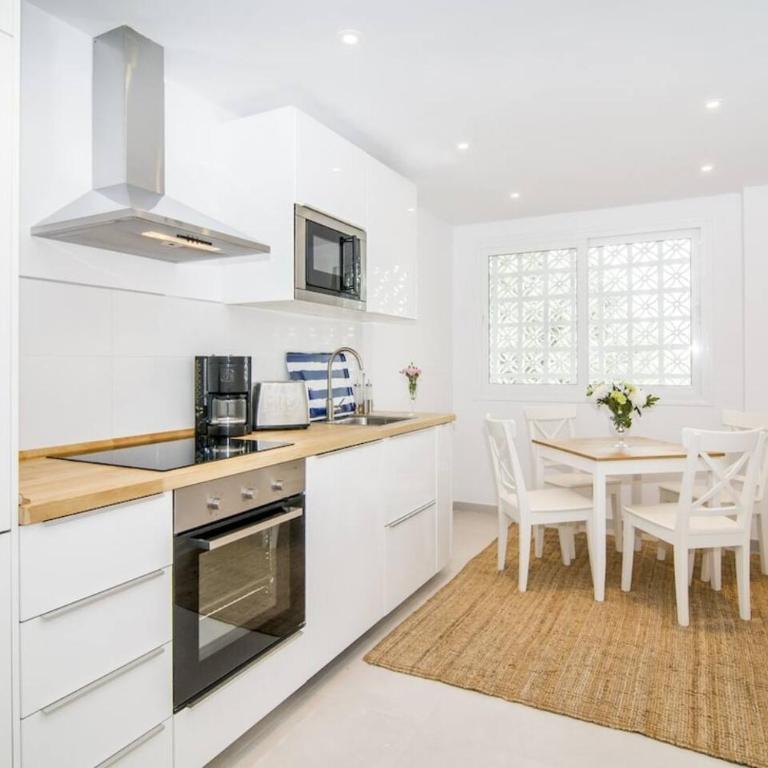 Eld1-Stunning 2 Bedroom Penthouse In Puerto Banus - Apartamento de 2 dormitorios con terraza - 15